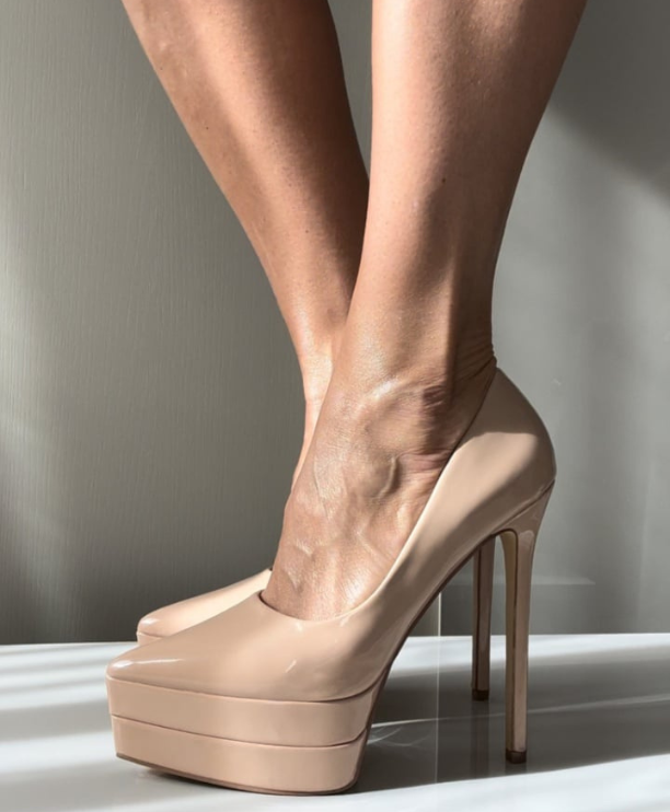 Pantofi de dama nude cu platforma