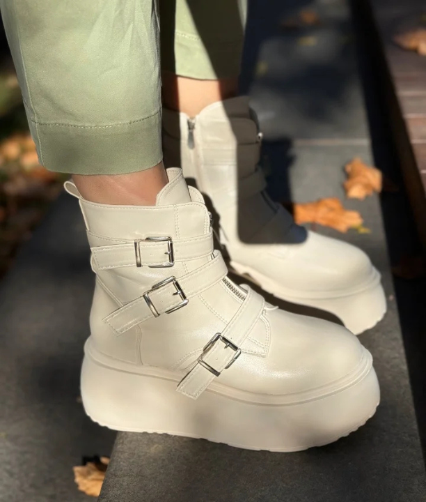 Magazinul tau cu incaltaminte dama dEpurtat.ro