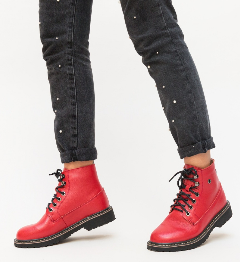 Ghete dama Reiko Rosii