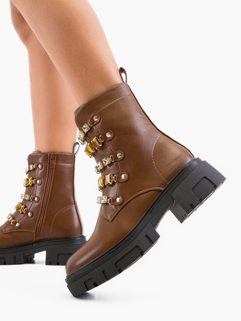Ghete dama Brodie Camel