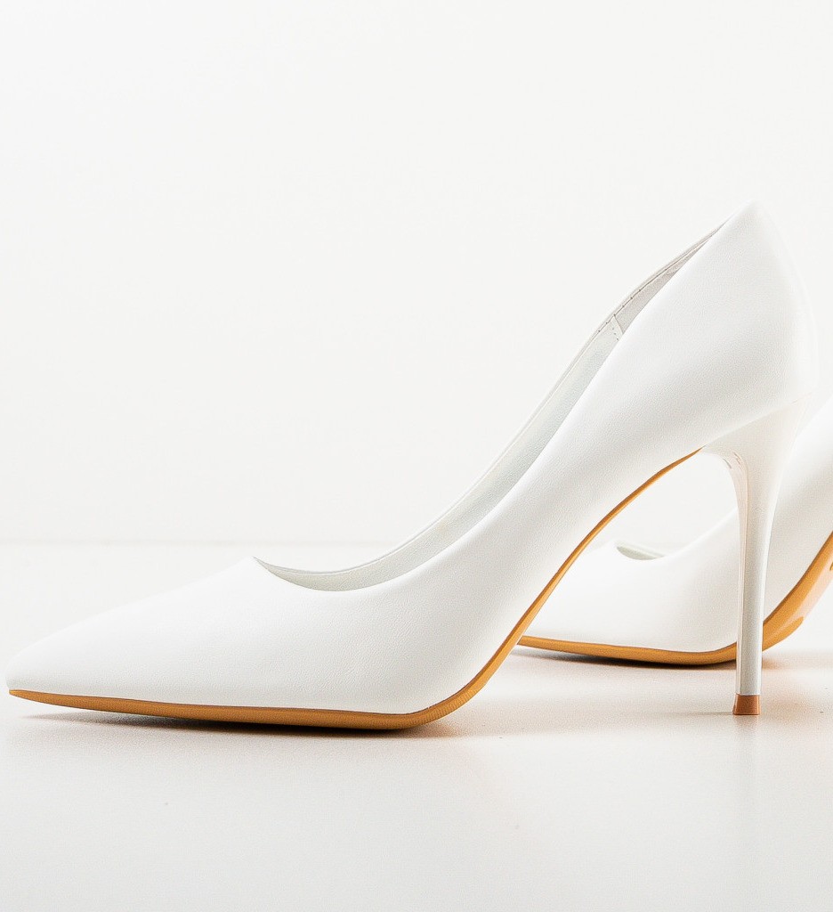 Poze Pantofi dama Zachery Albi depurtat.ro 