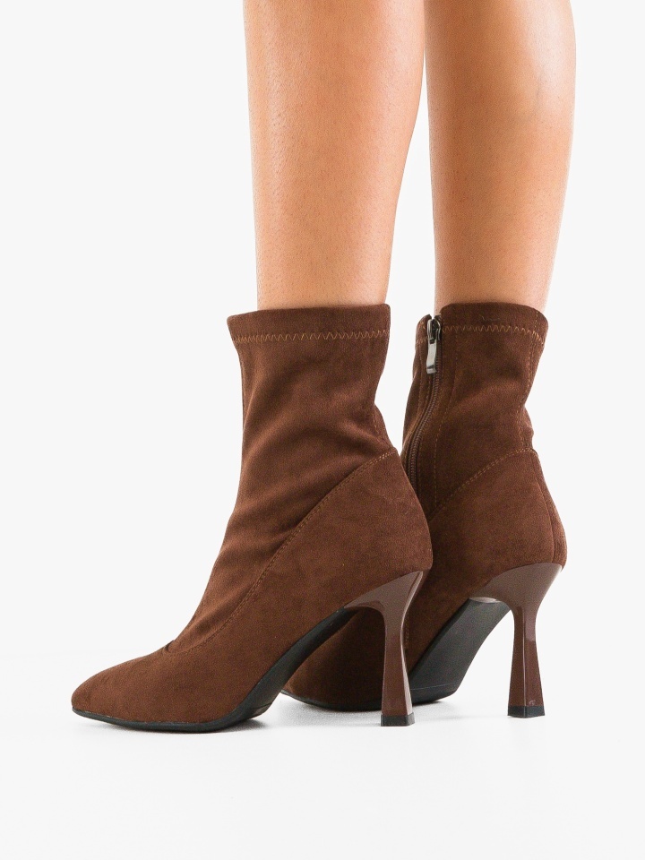 Botine dama Valle Maro