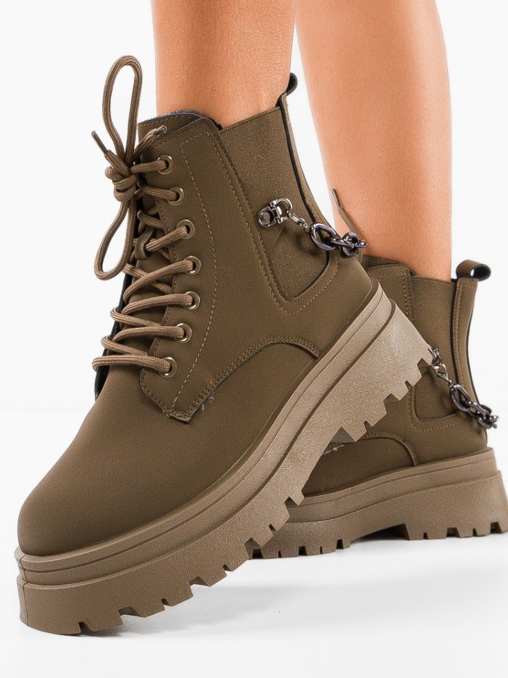 Ghete dama Kebun Khaki