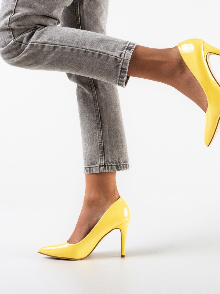 Pantofi dama Lord Galbeni
