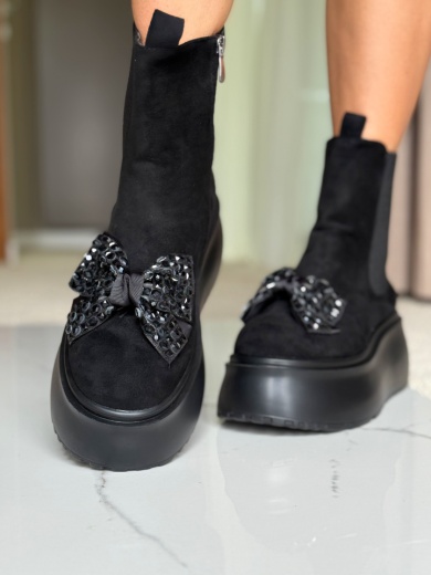 Ghete dama Uhka Negre