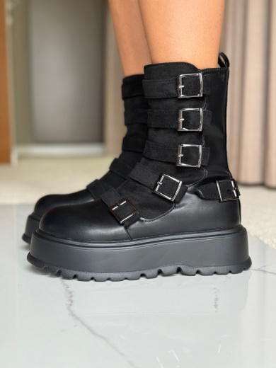Ghete dama Varaga Negre