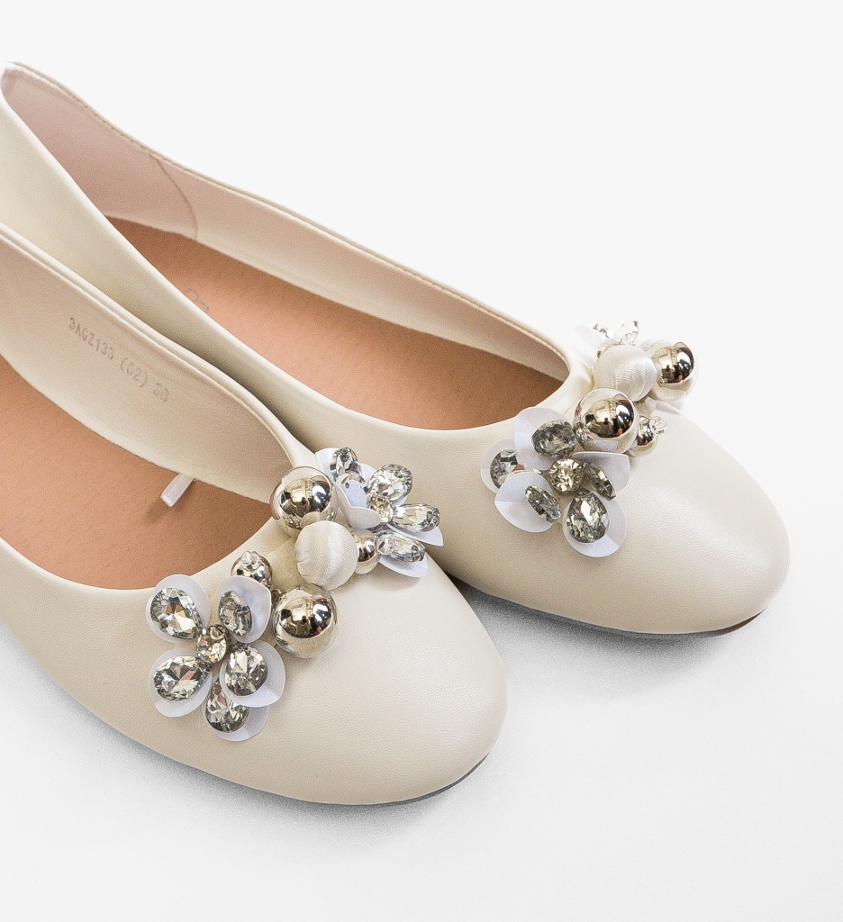 Ежедневни Akris Бели