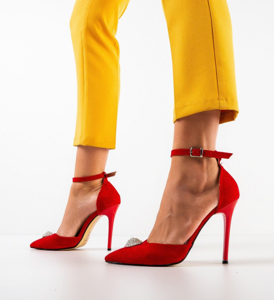 Обувки Arahan Червени