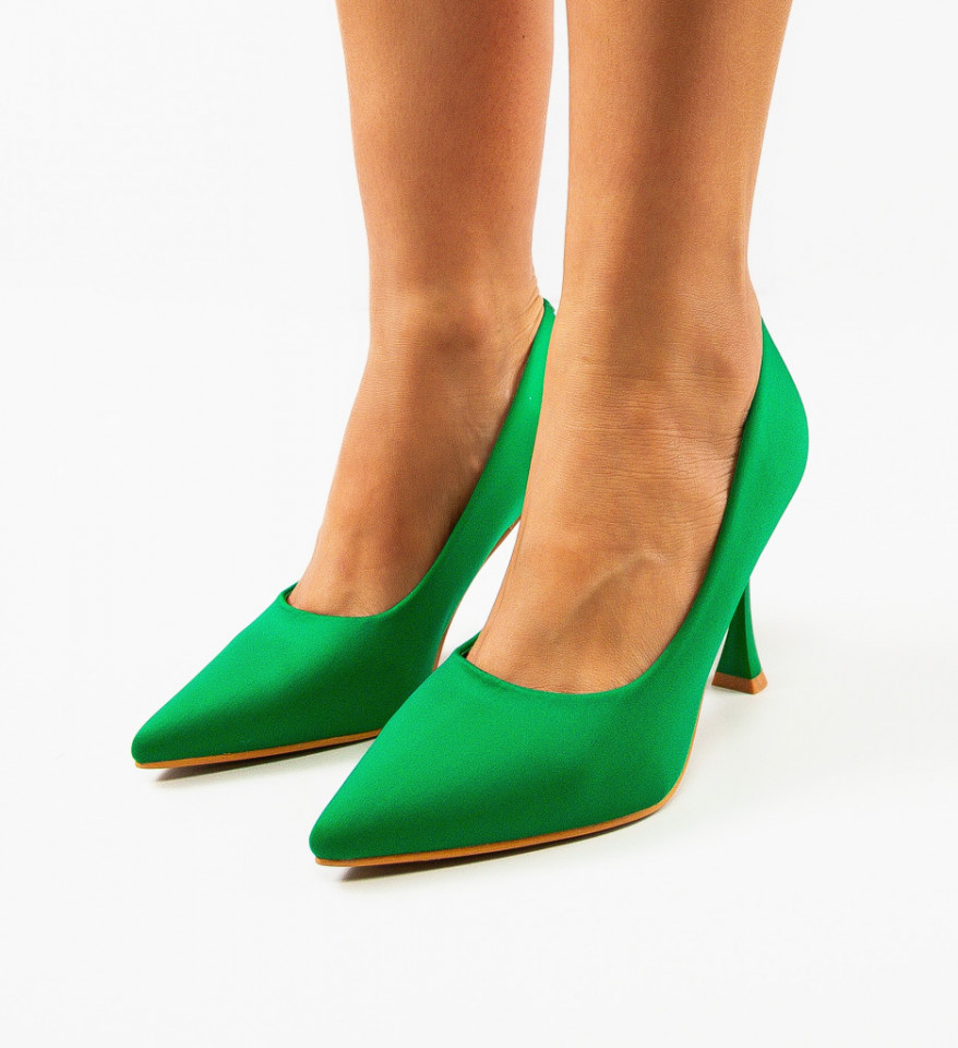 Обувки Kikor Зелени
