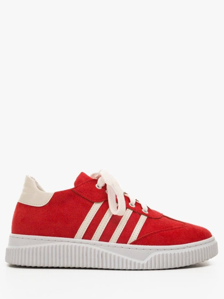Спортни Crimson Червени