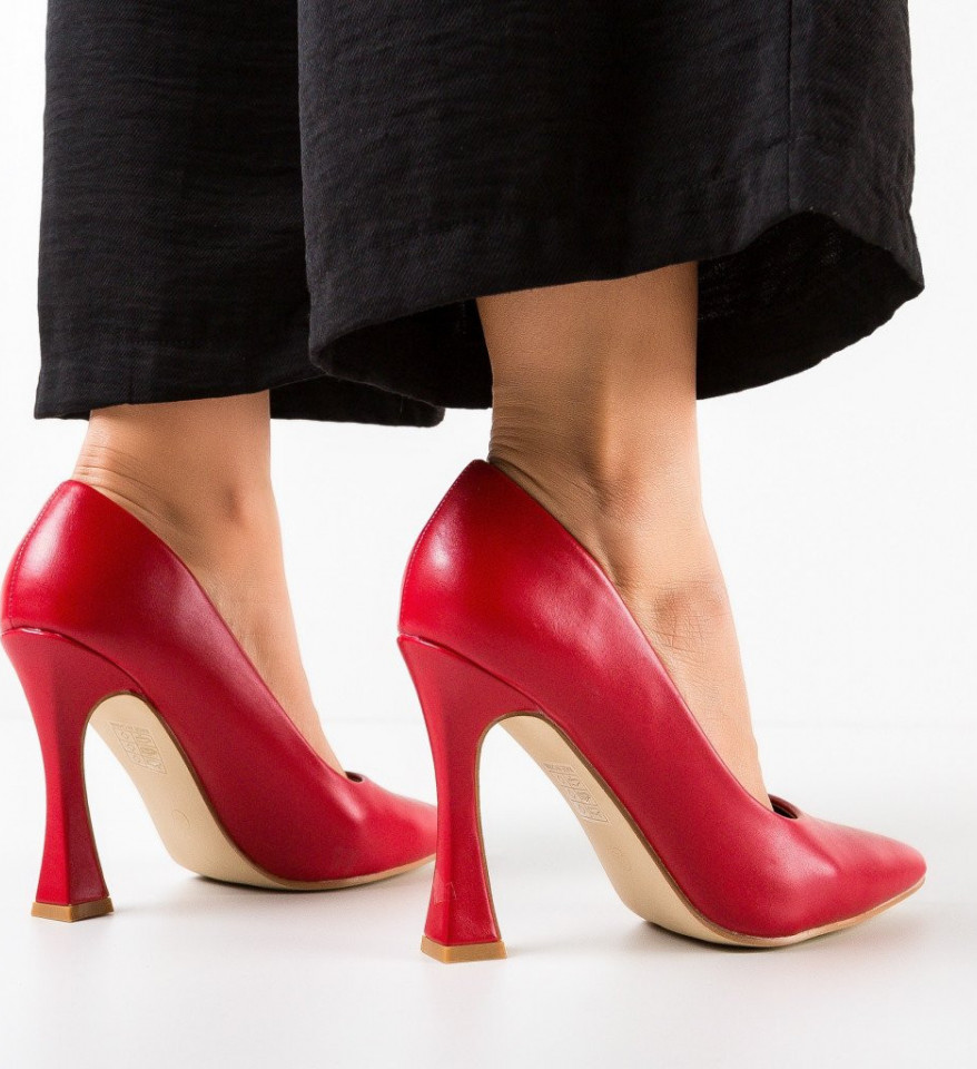 Обувки Luna Червени