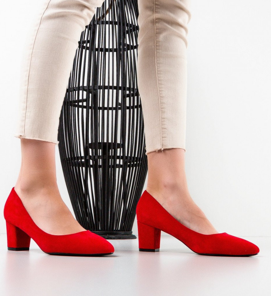 Обувки Levy Червени