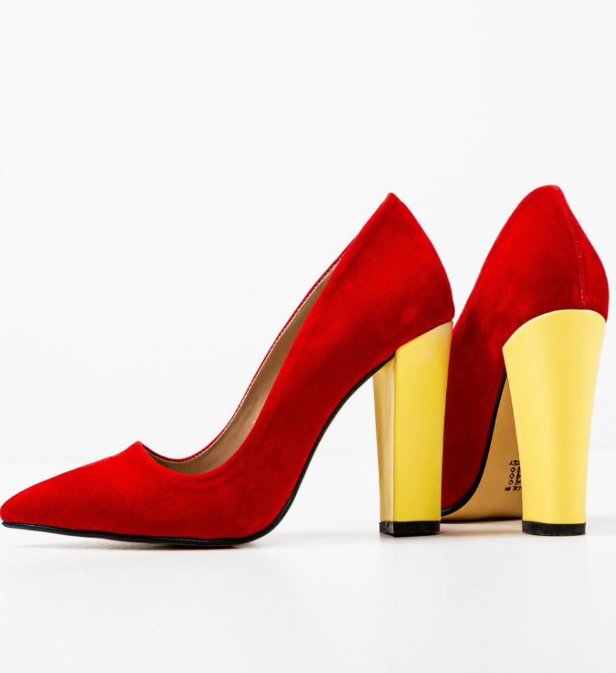 Обувки Sorca Червени