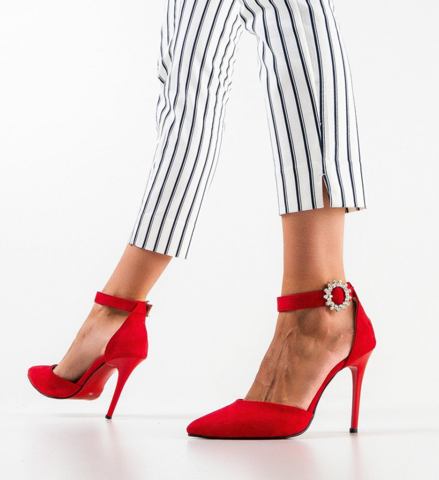 Обувки Danya Червени