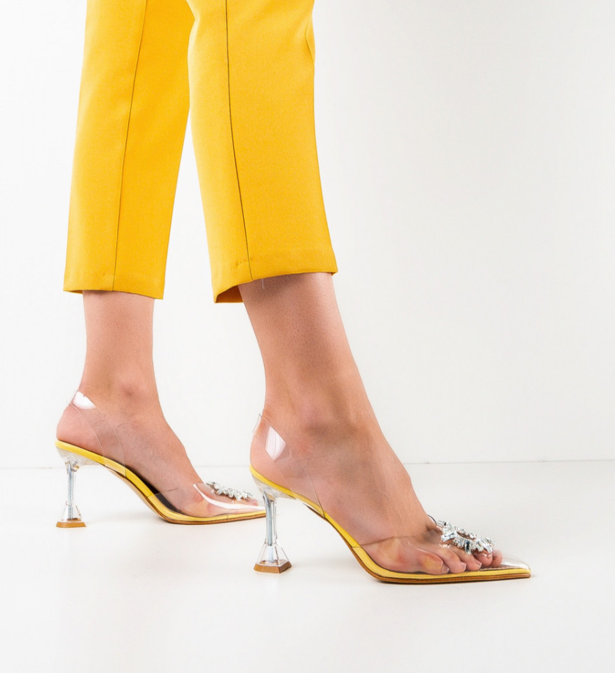 Обувки Balkan Жълти