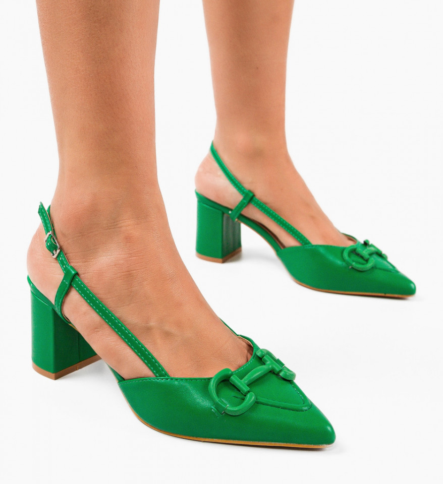 Обувки Beatriu Зелени