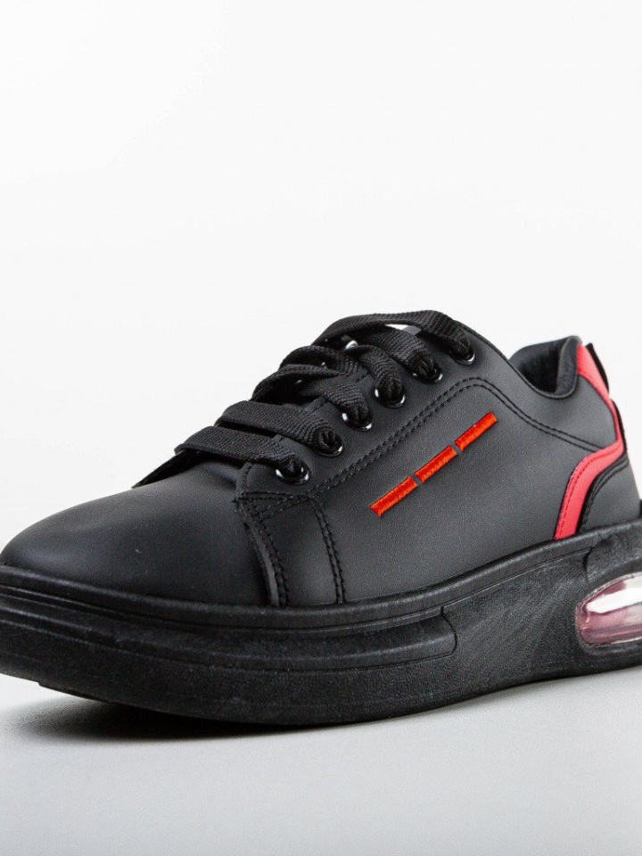 Спортни Ferery Черни