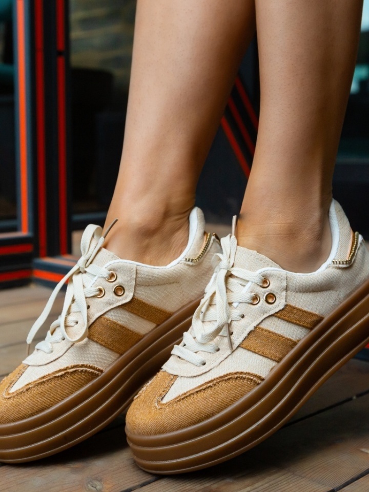 Спортни Zyla Бежов