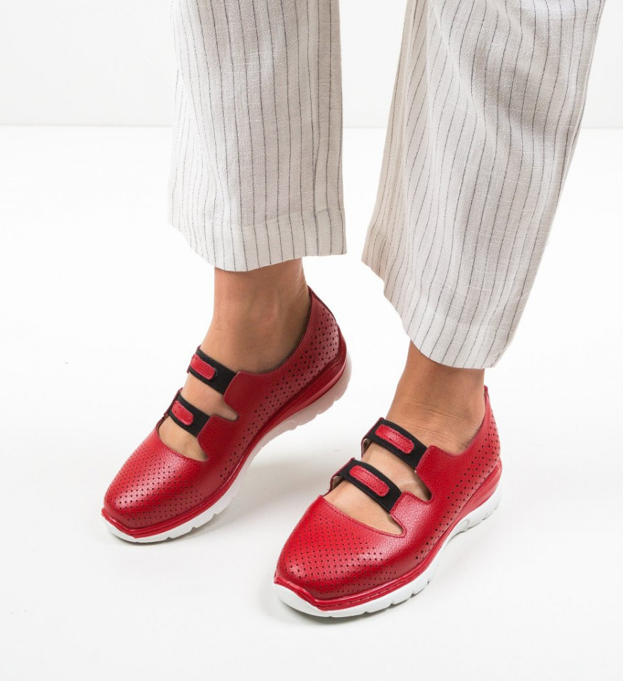 Ежедневни обувки Lott Червени