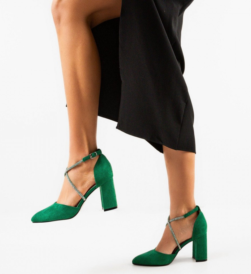 Обувки Saekya Зелени