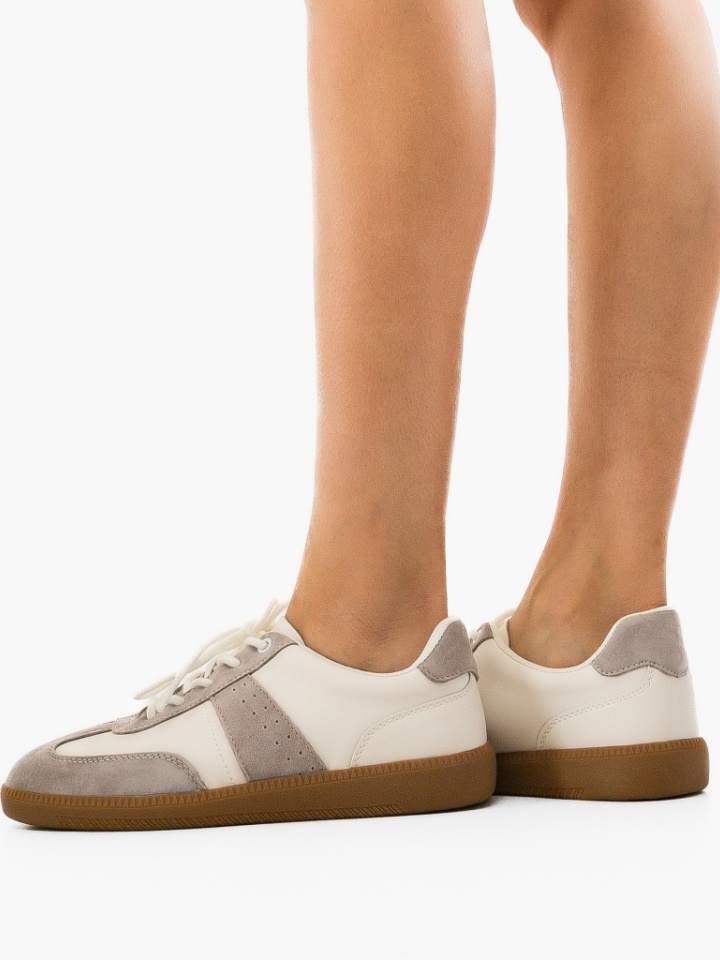 Спортни Gazelle Сив - Img 2