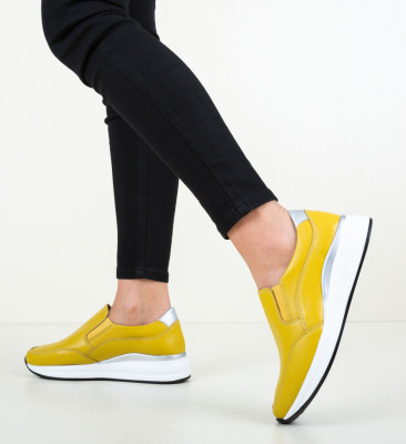 Ежедневни обувки Gemma Жълти