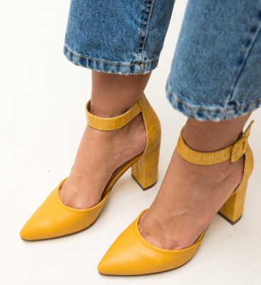 Обувки Duffy Жълти