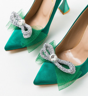 Обувки Oska Зелени