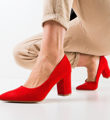 Обувки Burbery Червени