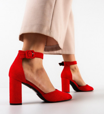 Обувки Horn Червени