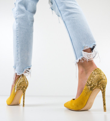 Обувки Mica Жълти