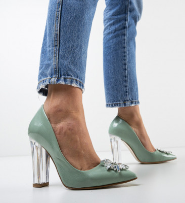 Обувки Urka Зелени