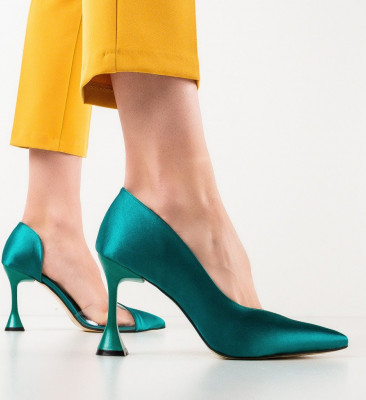Обувки Larousse Зелени