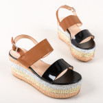 Sandale s platformom