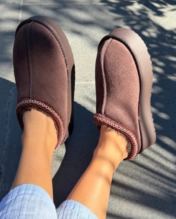UGG stílusú papucs valódi bőrből