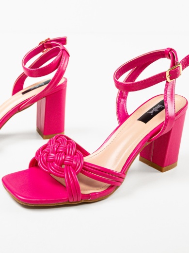 Fukszia Antonela Szandálok