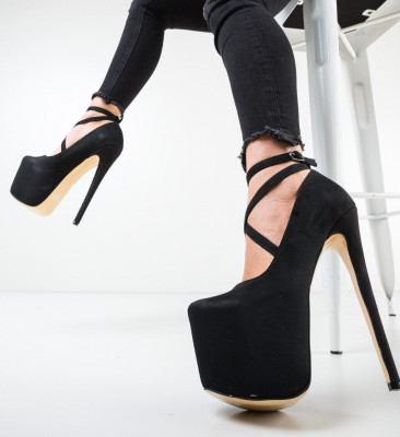 Fekete Lorena 2 Cipők