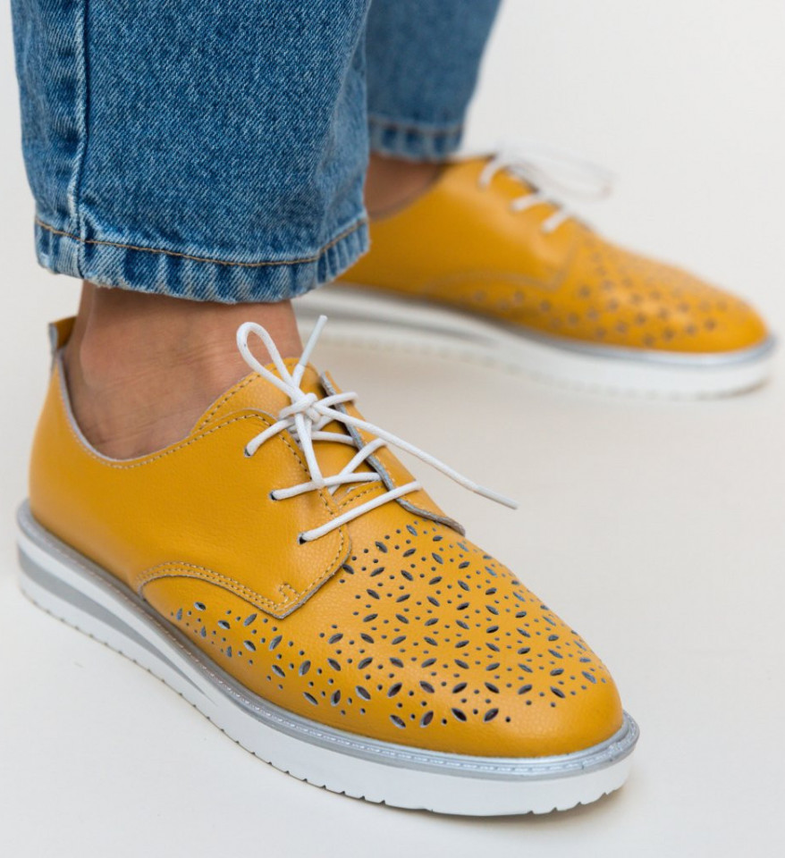 Καθημερινά παπούτσια Rofrel Κίτρινα