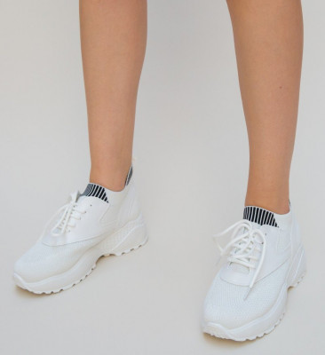 Αθλητικά παπούτσια Peska Λευκά