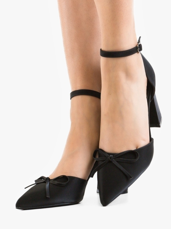 Scarpe da donna Nere Pierce