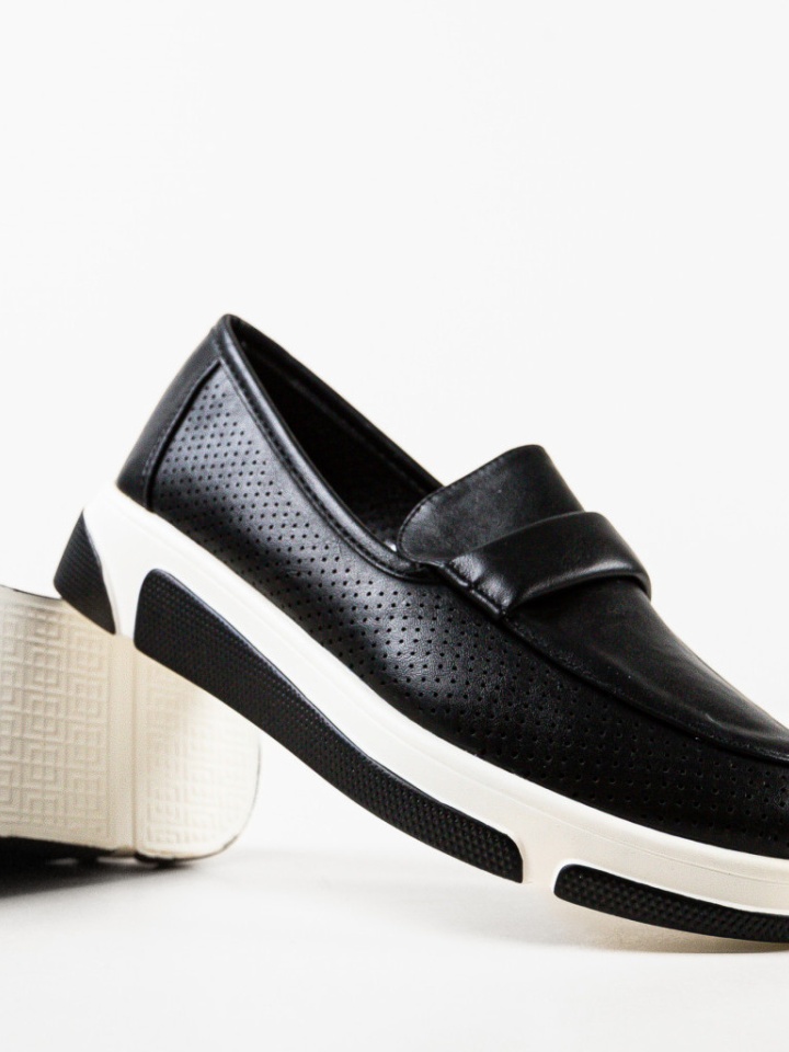 Scarpe casual Nere Gerta - Img 12