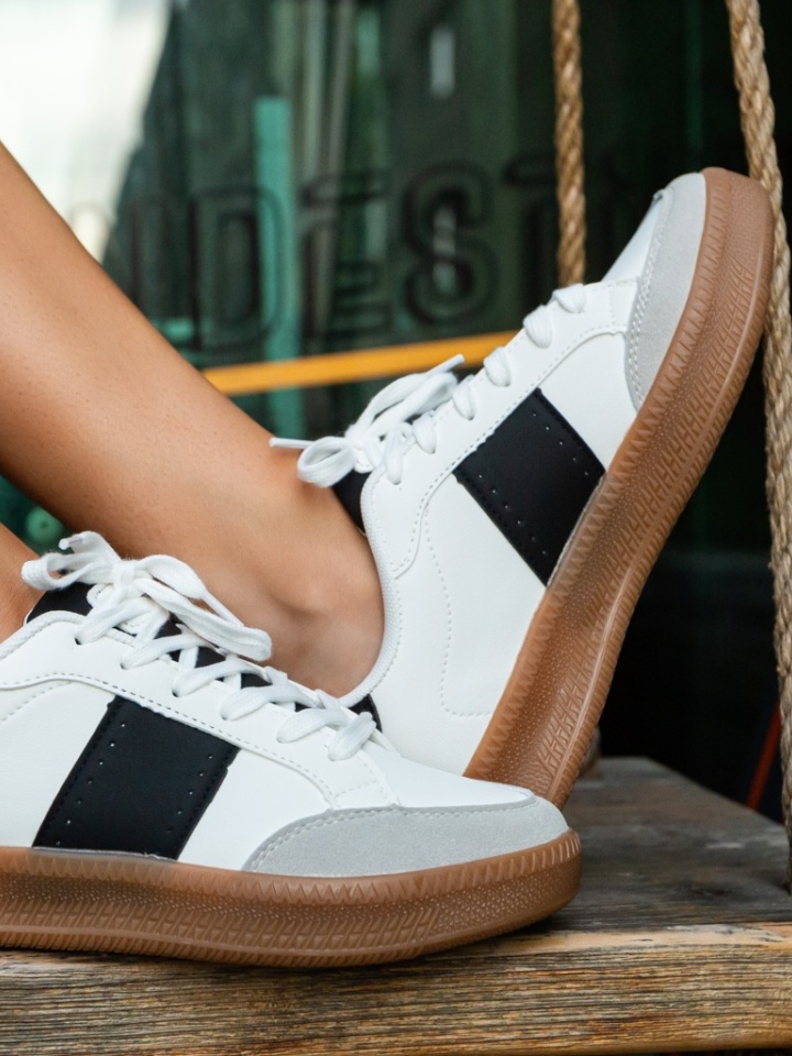 Scarpe sportive Bianche Chaya - Img 1