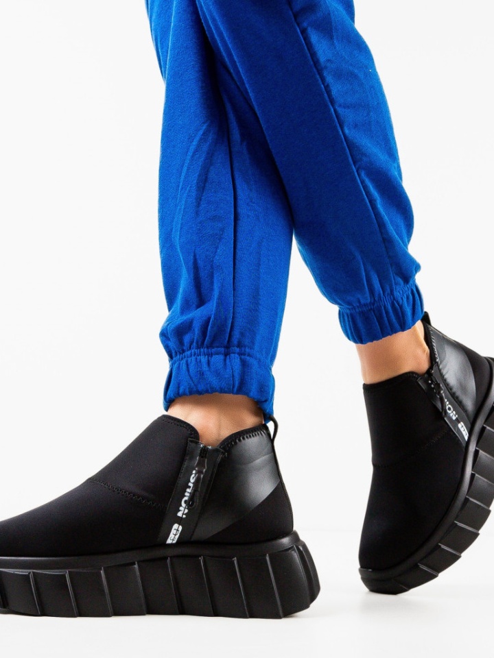 Scarpe sportive Nere Teresa - Img 1