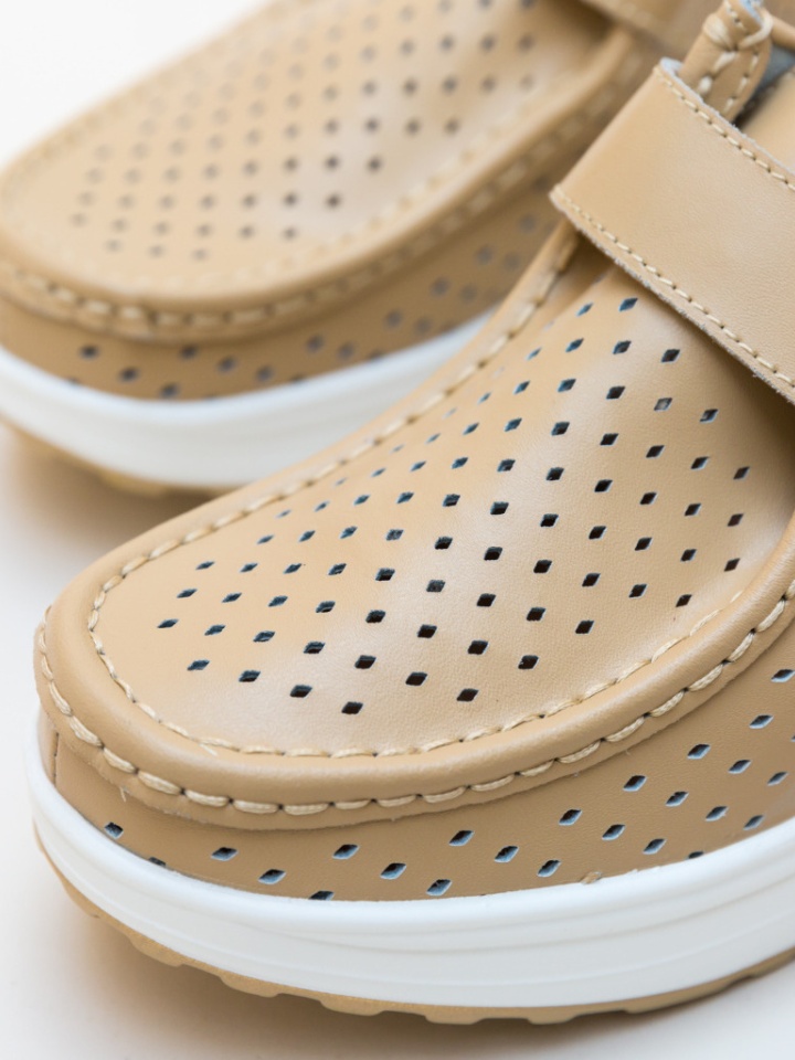 Scarpe casual Beige Bozta - Img 10