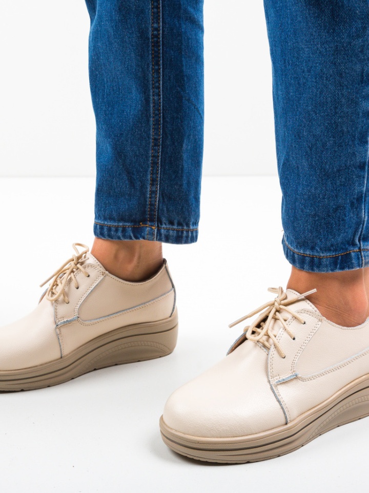 Scarpe casual Beige Lionata - Img 3