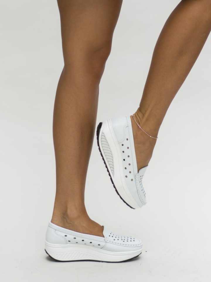 Scarpe casual Bianche Buga - Img 1