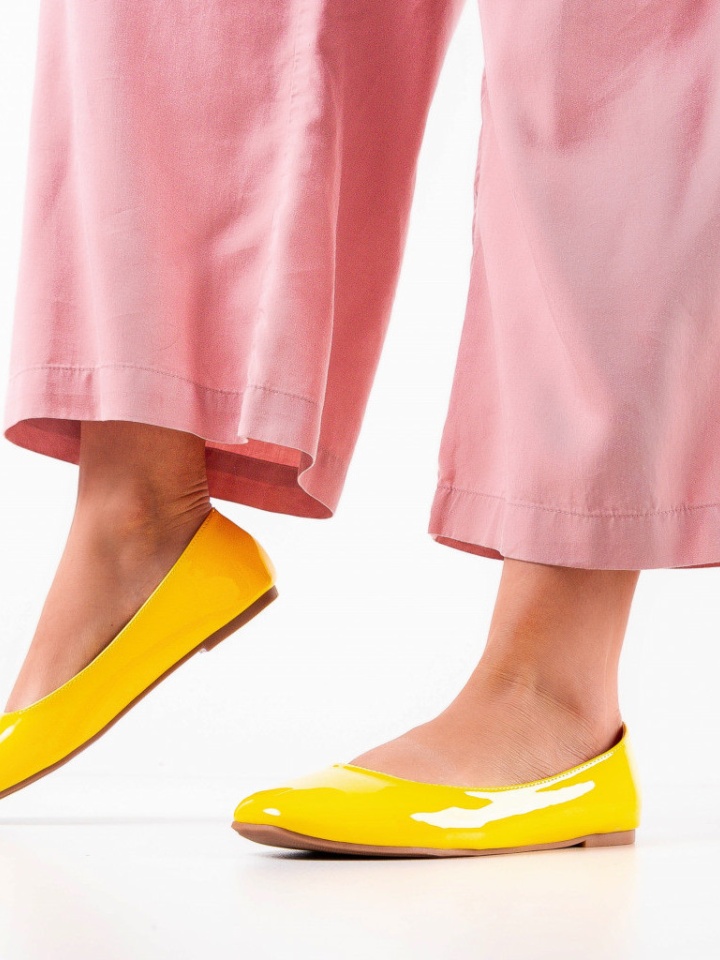 Scarpe casual Gialle Product - Img 1