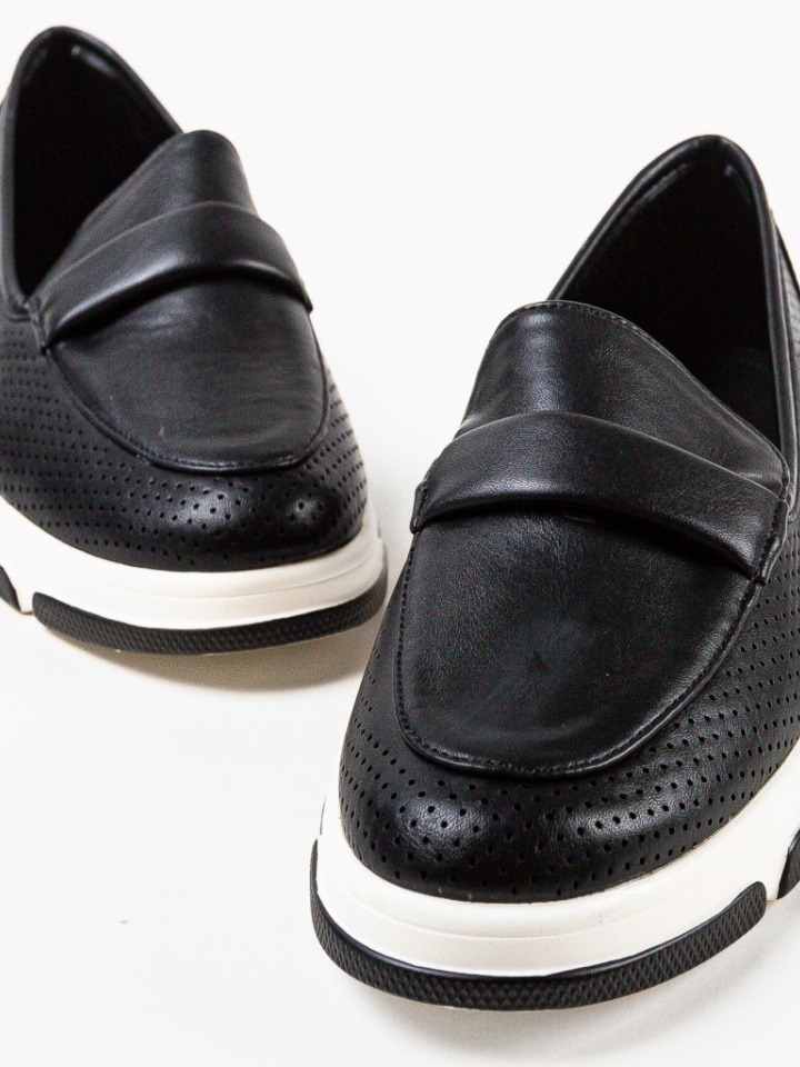 Scarpe casual Nere Gerta - Img 13