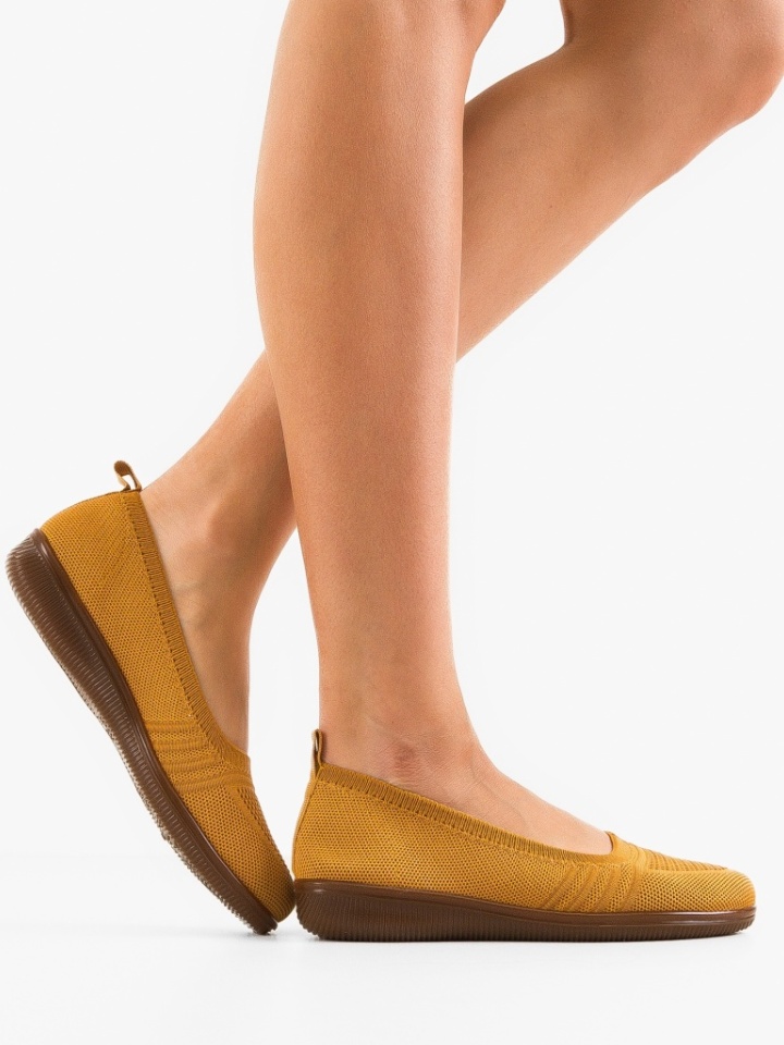 Scarpe casual Gialle Shandiin - Img 1