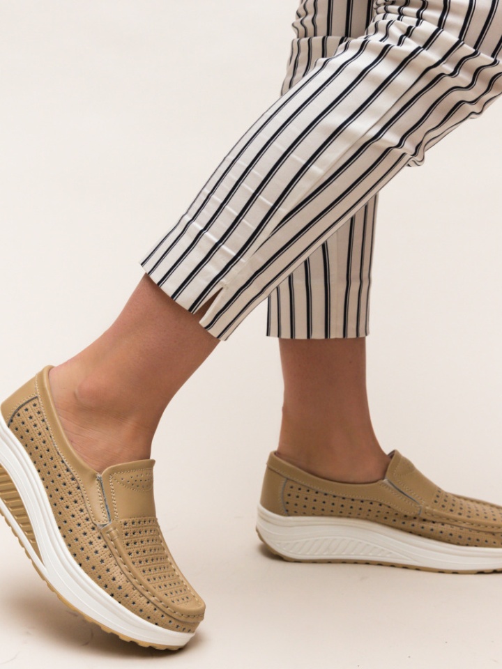 Scarpe casual Beige Bicaz - Img 10